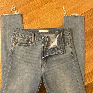 Levi’s wedgie skinny jeans